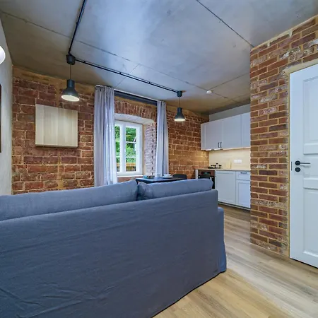 Apartmanhotel H7 Stuudiokodud- Self Check-in 3*