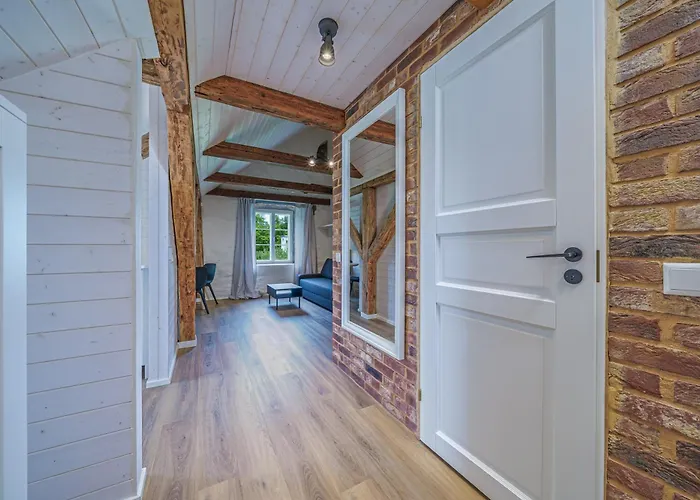 H7 Stuudiokodud- Self Check-in