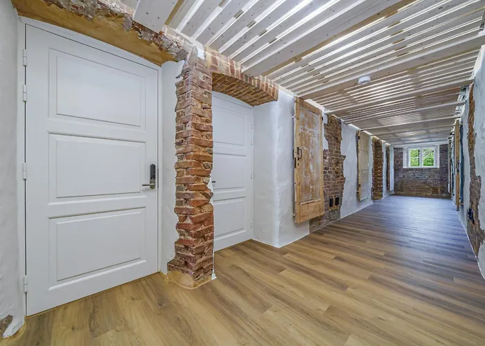 H7 Stuudiokodud- Self Check-in Apartahotel Viljandi (Viljandimaa)